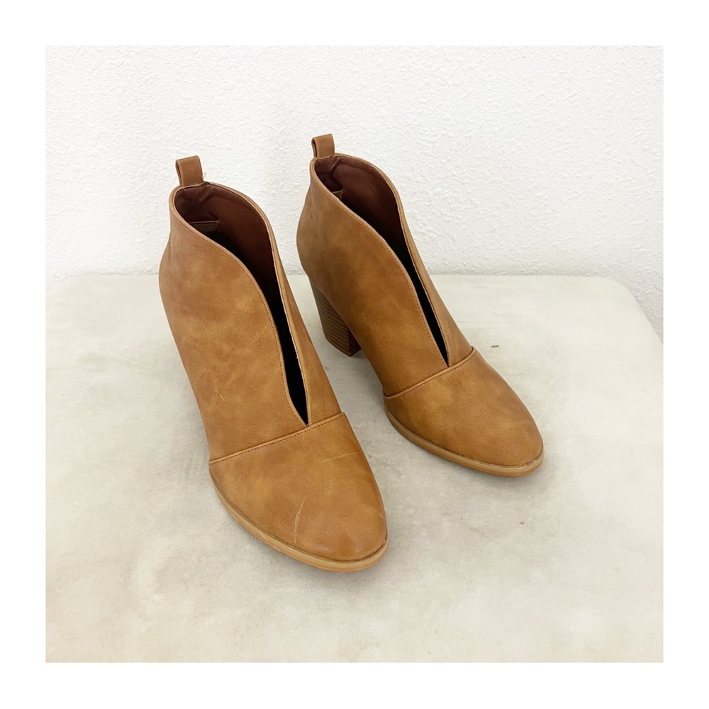 Weeboo l Brown Ramona Faux Leather Booties - Picture 3 of 10